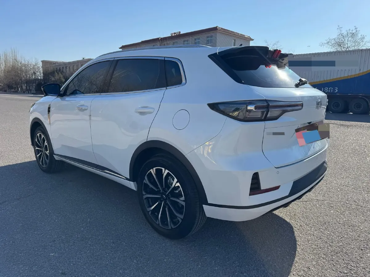 2025 ChangAn QiYuan Q05 Classic 1.5L 98HP L4 E-CVT PHEV 18.4KWH,autocango,china used car exporter,china ev exporter,chinese used car exporter,chinese used ev exporter