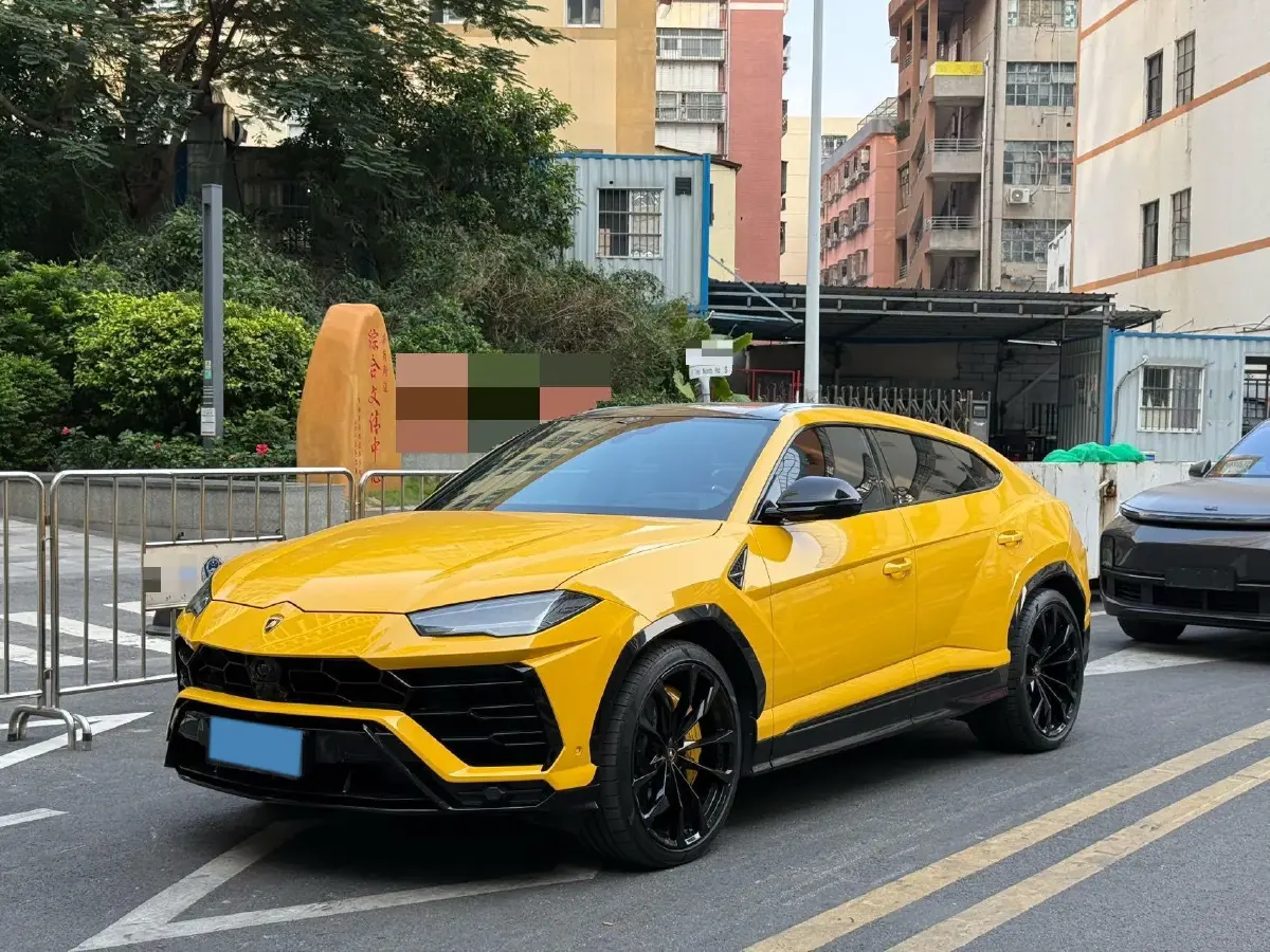 2021 Lamborghini Urus 4.0T 641HP V8 8AT
