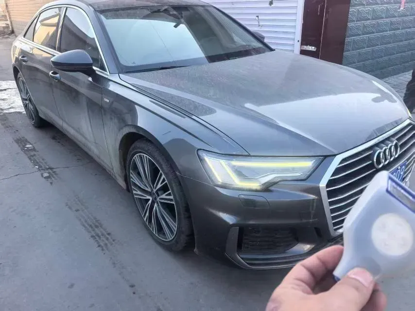 2022 Audi A6L 2.0T 190HP L4 7DCT,autocango,china used car exporter,china ev exporter,chinese used car exporter,chinese used ev exporter