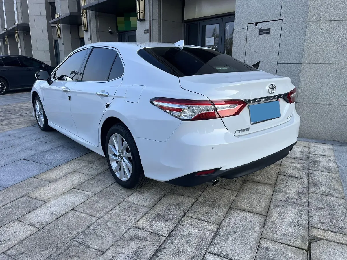 2021 Toyota Camry 2.0L 178HP L4 CVT,autocango,china used car exporter,china ev exporter,chinese used car exporter,chinese used ev exporter