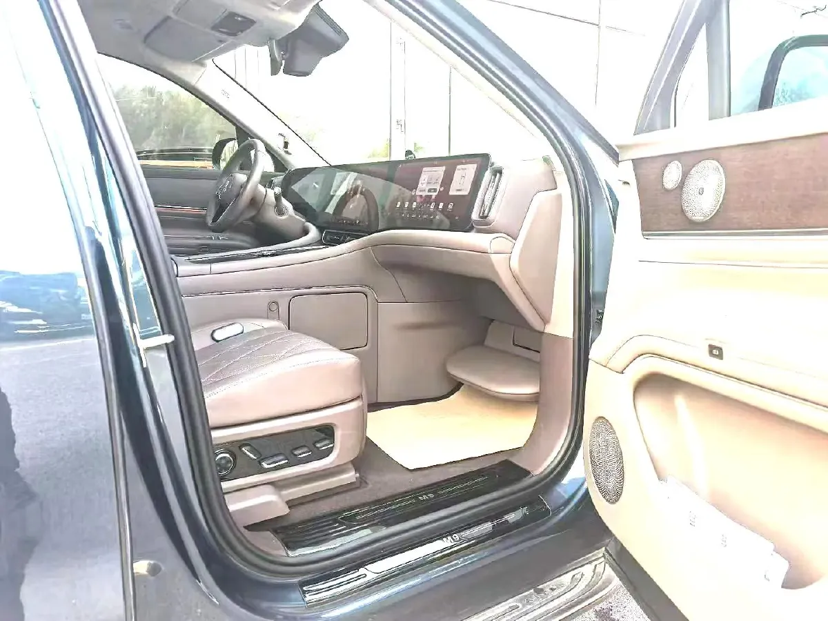 2024 AITO AITO M9 BEV 100KWH,autocango,china used car exporter,china ev exporter,chinese used car exporter,chinese used ev exporter