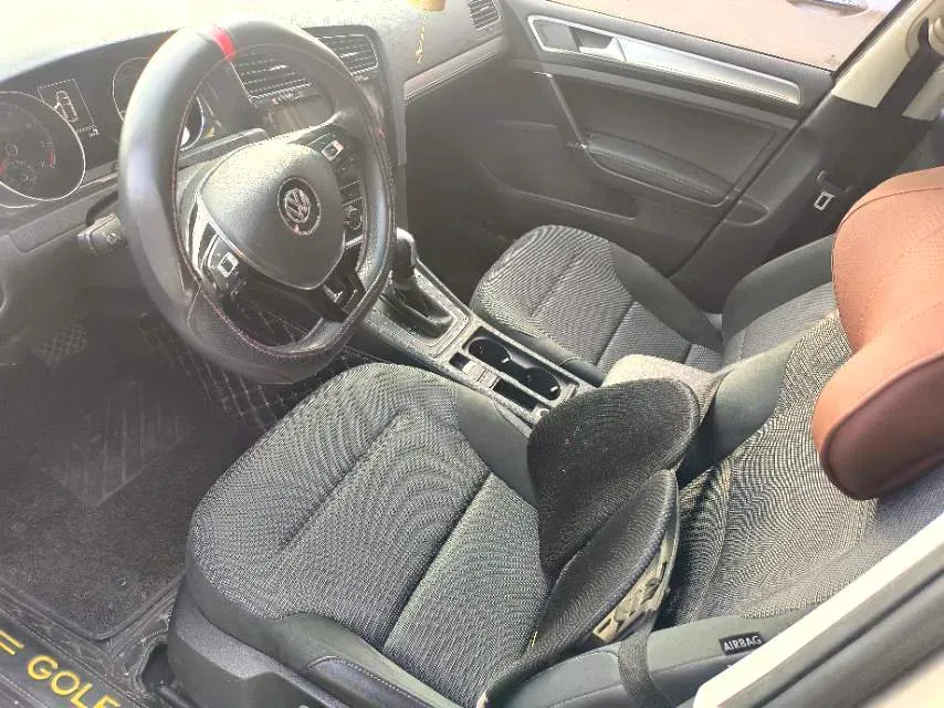 2018 Volkswagen Golf 1.6L 110HP L4 6AT,autocango,china used car exporter,china ev exporter,chinese used car exporter,chinese used ev exporter