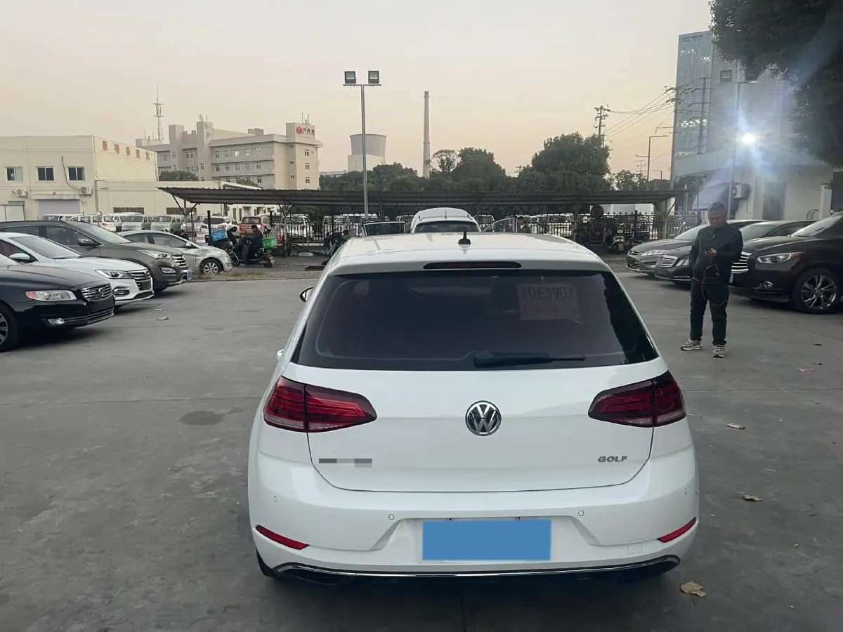 2019 HanTeng V7 1.5T 156HP L4 6AT,autocango,china used car exporter,china ev exporter,chinese used car exporter,chinese used ev exporter