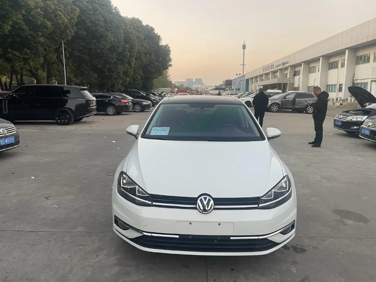 2019 HanTeng V7 1.5T 156HP L4 6AT,autocango,china used car exporter,china ev exporter,chinese used car exporter,chinese used ev exporter