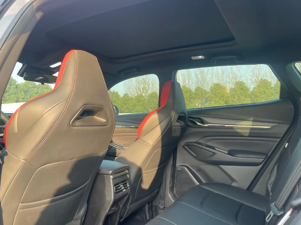 2025 ChangAn X5 PLUS 1.5T 188HP L4 7DCT,autocango,china used car exporter,china ev exporter,chinese used car exporter,chinese used ev exporter