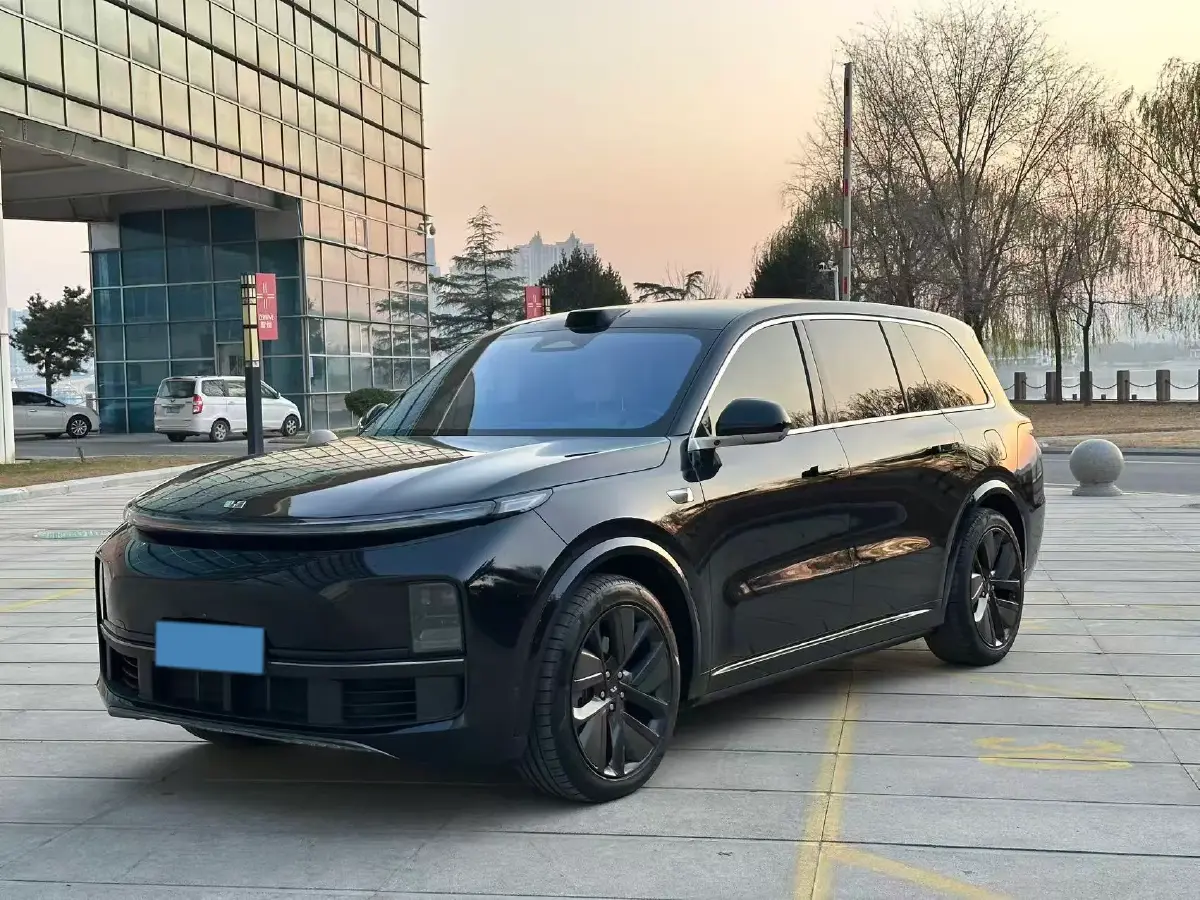 2022 Li L9 Range Extended 154HP REEV 42.6KWH