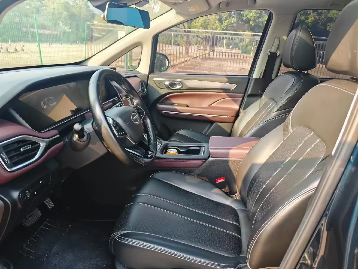 2021 GAC Trumpchi M6 1.5T 169HP L4 7DCT,autocango,china used car exporter,china ev exporter,chinese used car exporter,chinese used ev exporter