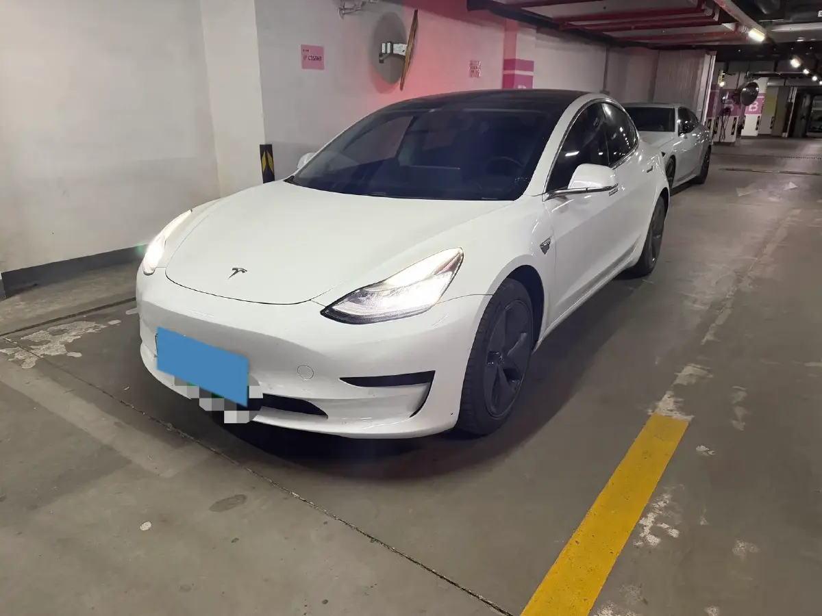 2019 Tesla Model 3 BEV 60KWH