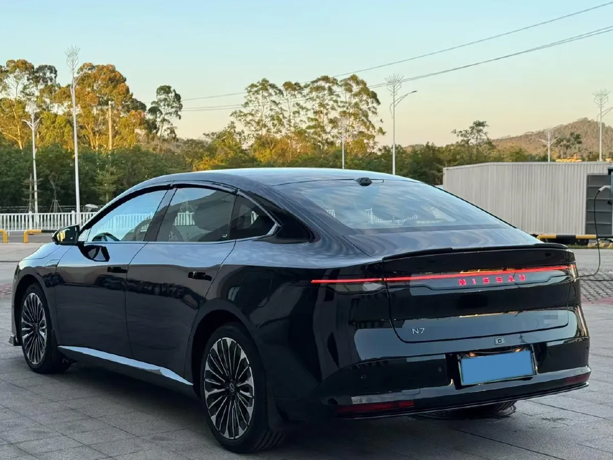 2025 Nissan N7 BEV 58KWH,autocango,china used car exporter,china ev exporter,chinese used car exporter,chinese used ev exporter