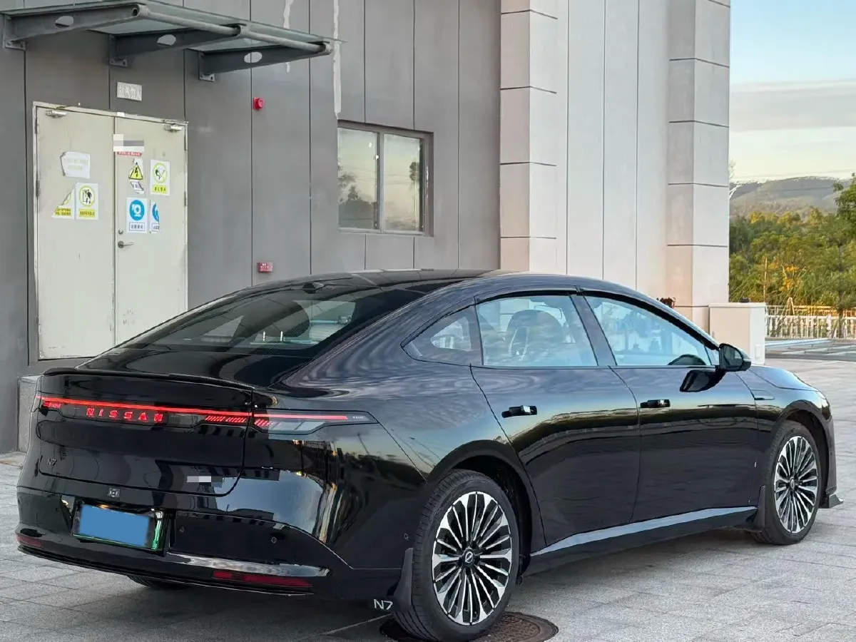 2025 Nissan N7 BEV 58KWH,autocango,china used car exporter,china ev exporter,chinese used car exporter,chinese used ev exporter