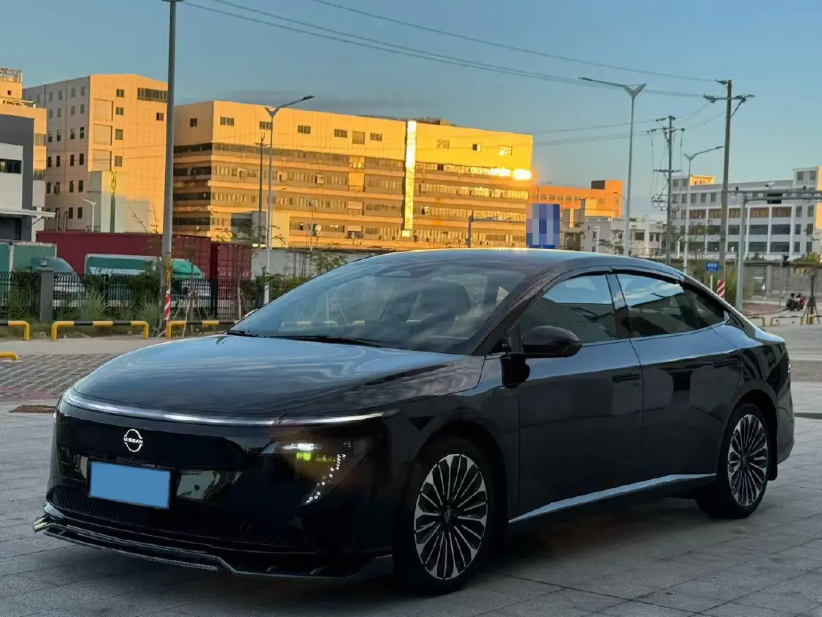 2025 Nissan N7 BEV 58KWH