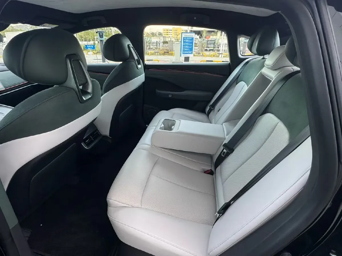 2025 Nissan N7 BEV 58KWH,autocango,china used car exporter,china ev exporter,chinese used car exporter,chinese used ev exporter