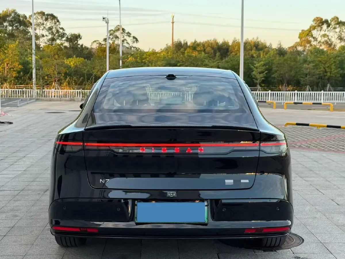2025 Nissan N7 BEV 58KWH,autocango,china used car exporter,china ev exporter,chinese used car exporter,chinese used ev exporter