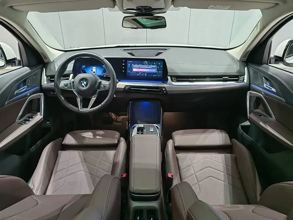 2024 BMW X2 2.0T 204HP L4 7DCT,autocango,china used car exporter,china ev exporter,chinese used car exporter,chinese used ev exporter