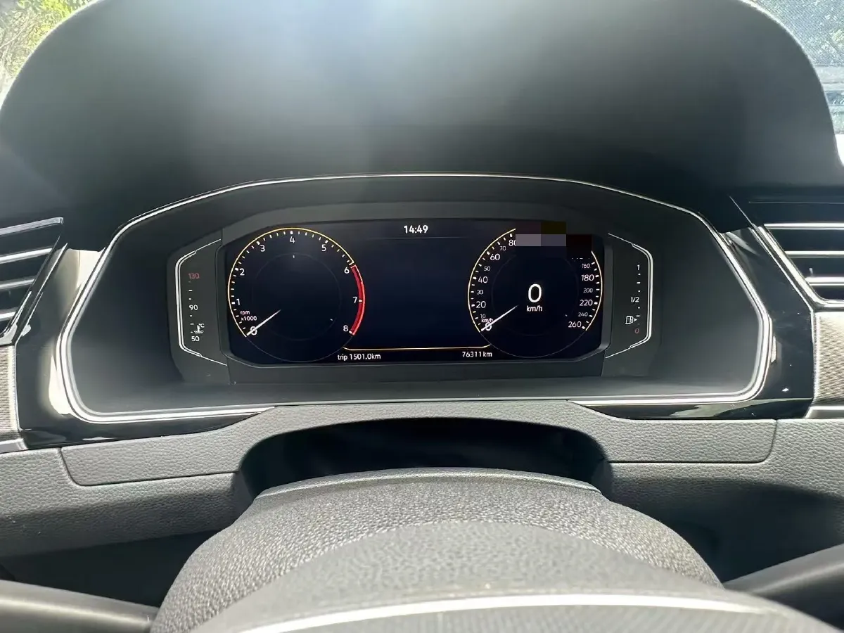 2020 Volkswagen Magotan 2.0T 220HP L4 7DCT,autocango,china used car exporter,china ev exporter,chinese used car exporter,chinese used ev exporter