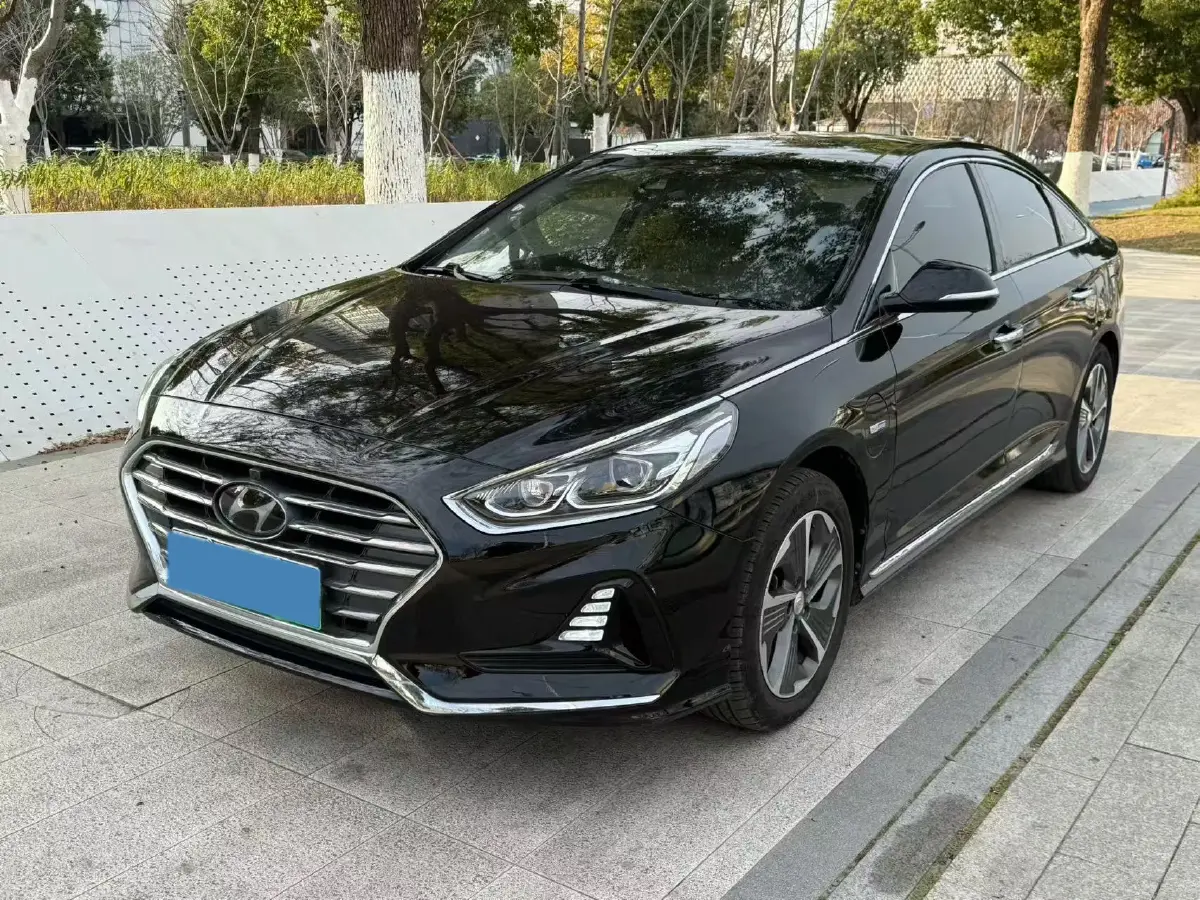 2018 Hyundai Sonata 2.0L 156HP L4 6AT PHEV 12.9KWH