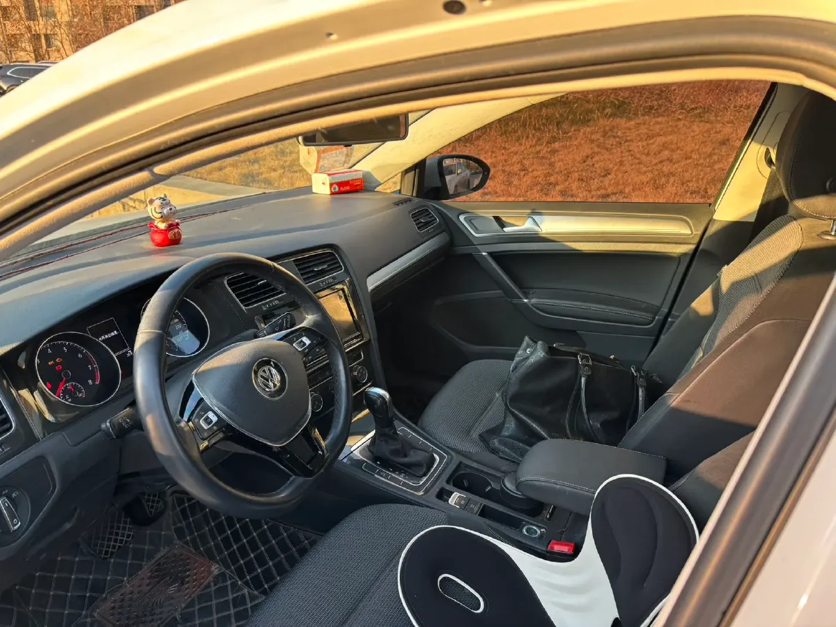 2019 Brilliance Auto V7 1.8T 231HP L4 7DCT,autocango,china used car exporter,china ev exporter,chinese used car exporter,chinese used ev exporter