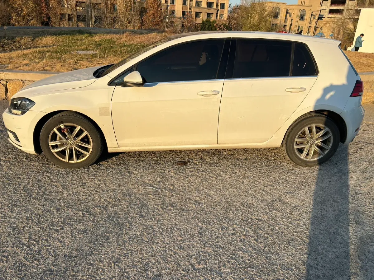 2019 Brilliance Auto V7 1.8T 231HP L4 7DCT,autocango,china used car exporter,china ev exporter,chinese used car exporter,chinese used ev exporter