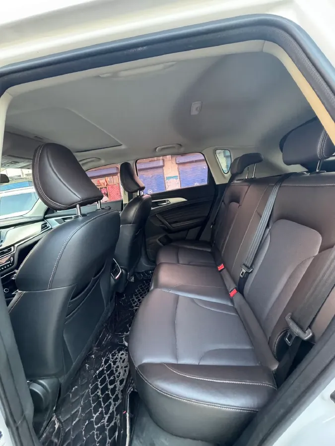 2018 ChangAn CS35 Plus 1.6L 128HP L4 6AT,autocango,china used car exporter,china ev exporter,chinese used car exporter,chinese used ev exporter