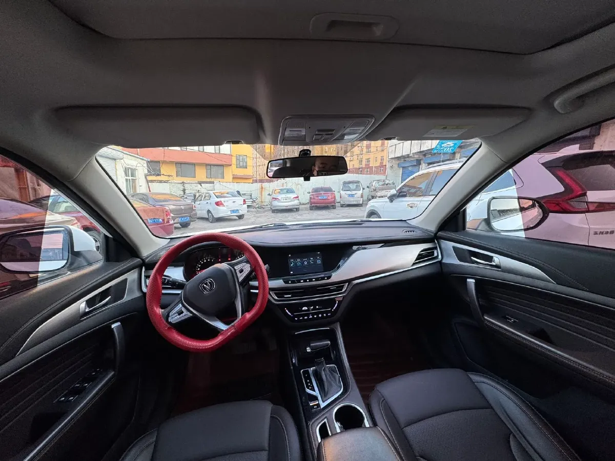 2018 ChangAn CS35 Plus 1.6L 128HP L4 6AT,autocango,china used car exporter,china ev exporter,chinese used car exporter,chinese used ev exporter