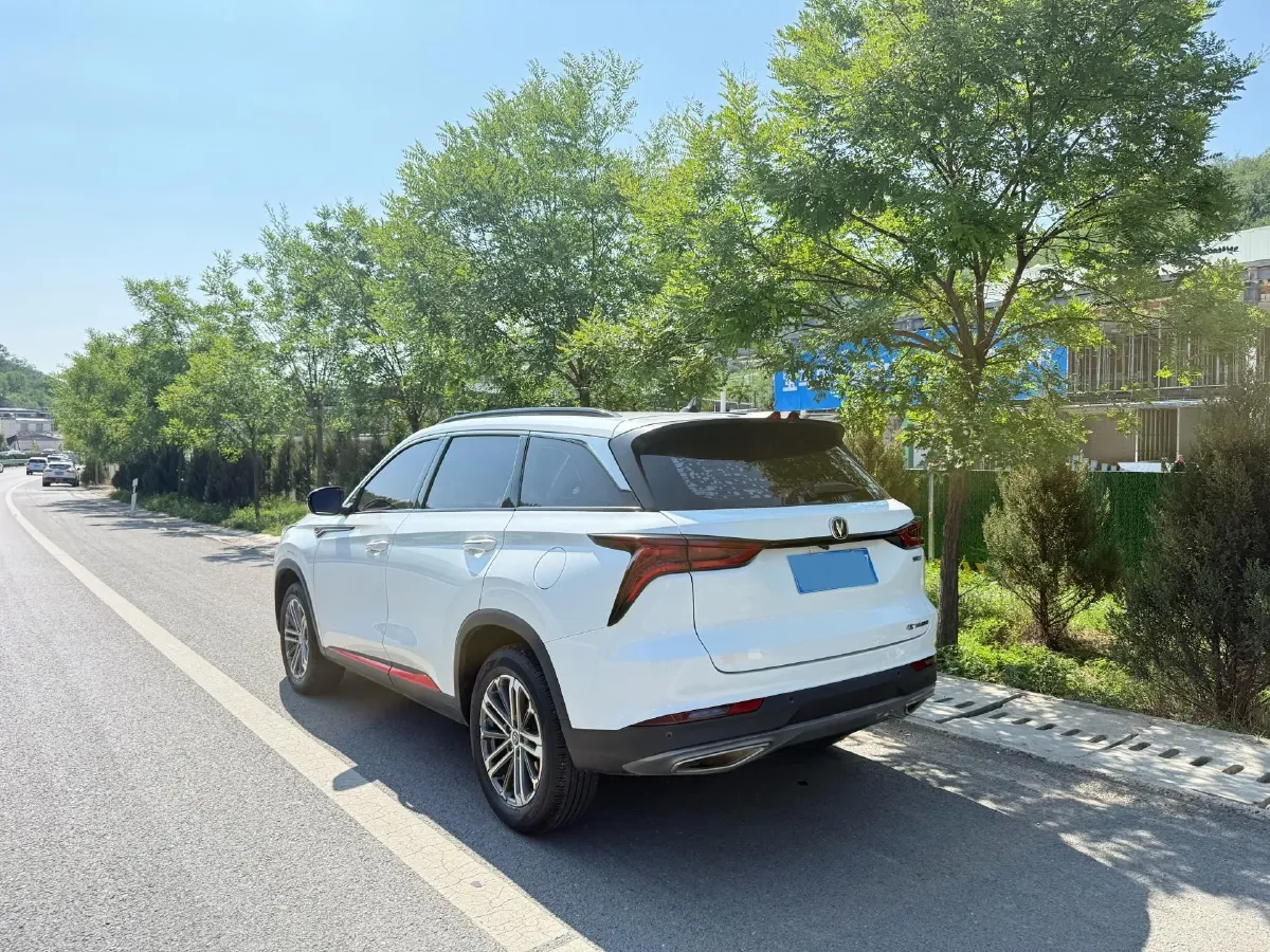2020 ChangAn CS75 Plus 2.0T 233HP L4 8AT,autocango,china used car exporter,china ev exporter,chinese used car exporter,chinese used ev exporter