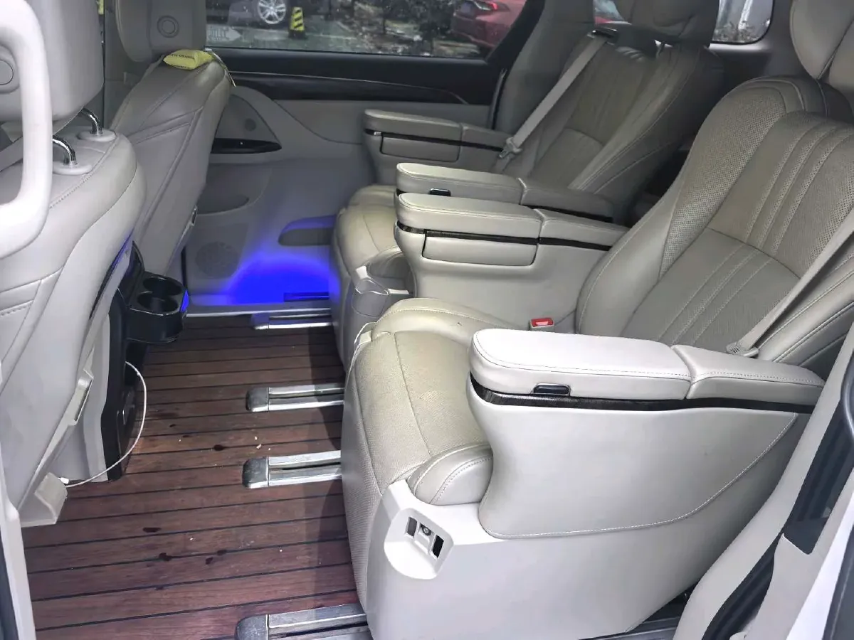 2020 Buick GL8 2.0T 237HP L4 9AT,autocango,china used car exporter,china ev exporter,chinese used car exporter,chinese used ev exporter