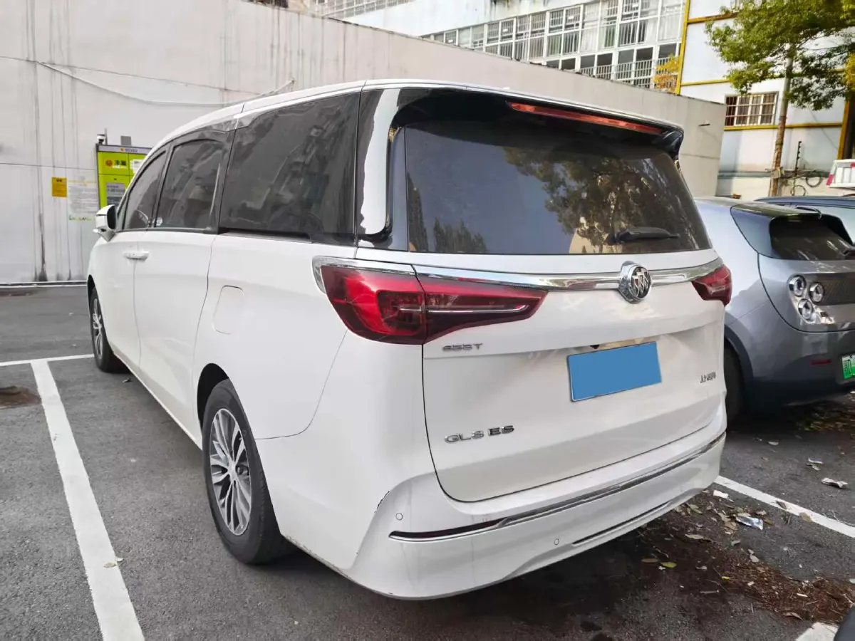 2020 Buick GL8 2.0T 237HP L4 9AT,autocango,china used car exporter,china ev exporter,chinese used car exporter,chinese used ev exporter