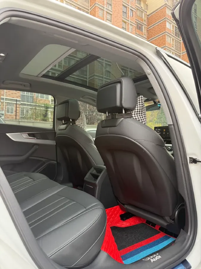 2020 Audi A4L 2.0T 190HP L4 7DCT,autocango,china used car exporter,china ev exporter,chinese used car exporter,chinese used ev exporter