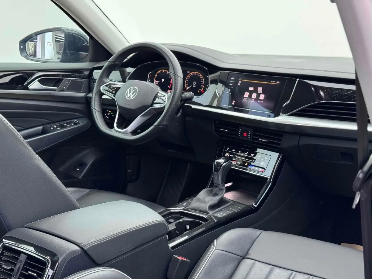 2023 Volkswagen Passat 2.0T 186HP L4 7DCT,autocango,china used car exporter,china ev exporter,chinese used car exporter,chinese used ev exporter