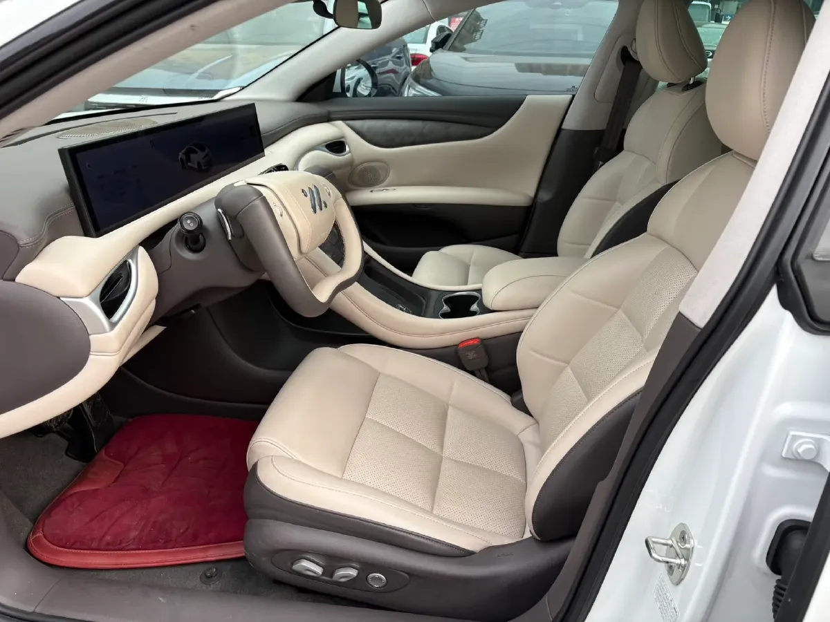 2024 IM L6 BEV 75KWH,autocango,china used car exporter,china ev exporter,chinese used car exporter,chinese used ev exporter