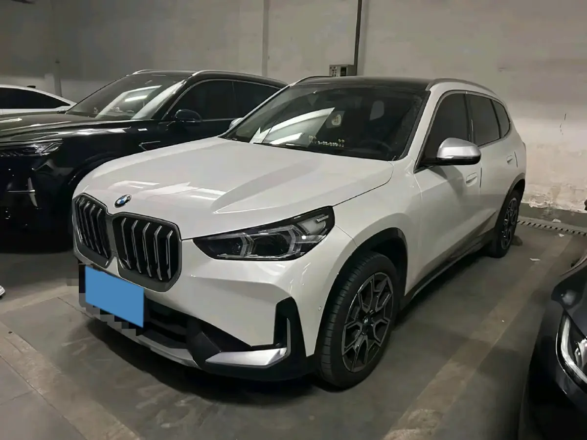 2023 BMW X1 2.0T 204HP L4 7DCT