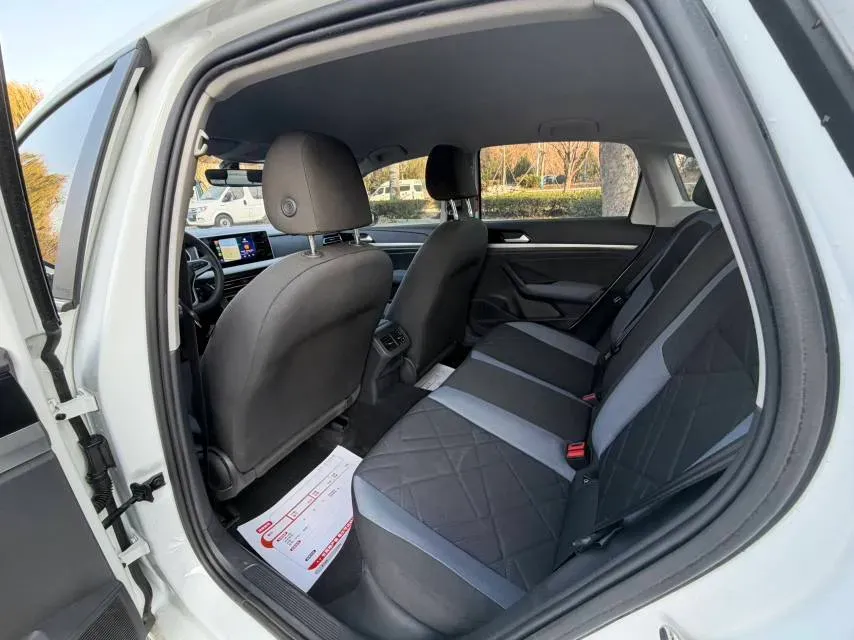 2023 Volkswagen Lavida 1.5L 113HP L4 6AT,autocango,china used car exporter,china ev exporter,chinese used car exporter,chinese used ev exporter