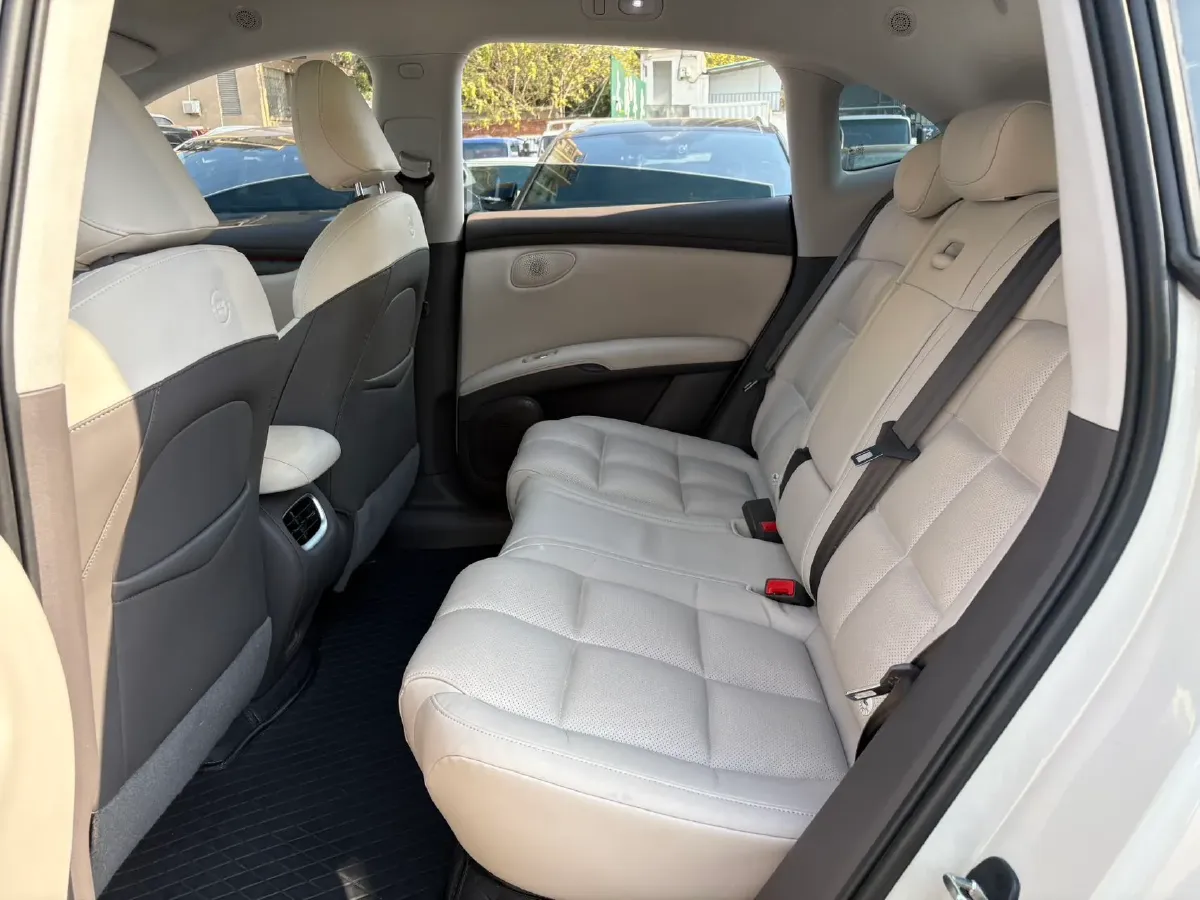 2023 IM LS6 BEV 71KWH,autocango,china used car exporter,china ev exporter,chinese used car exporter,chinese used ev exporter