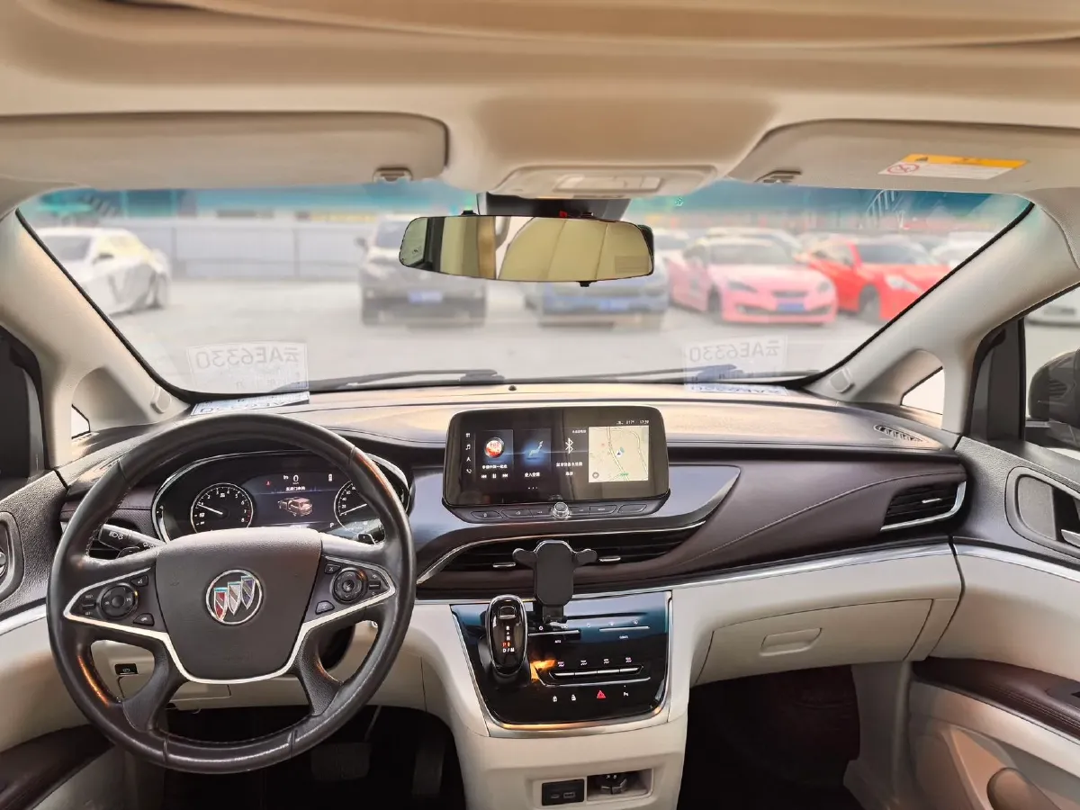 2021 Buick GL8 2.0T 237HP L4 9AT,autocango,china used car exporter,china ev exporter,chinese used car exporter,chinese used ev exporter