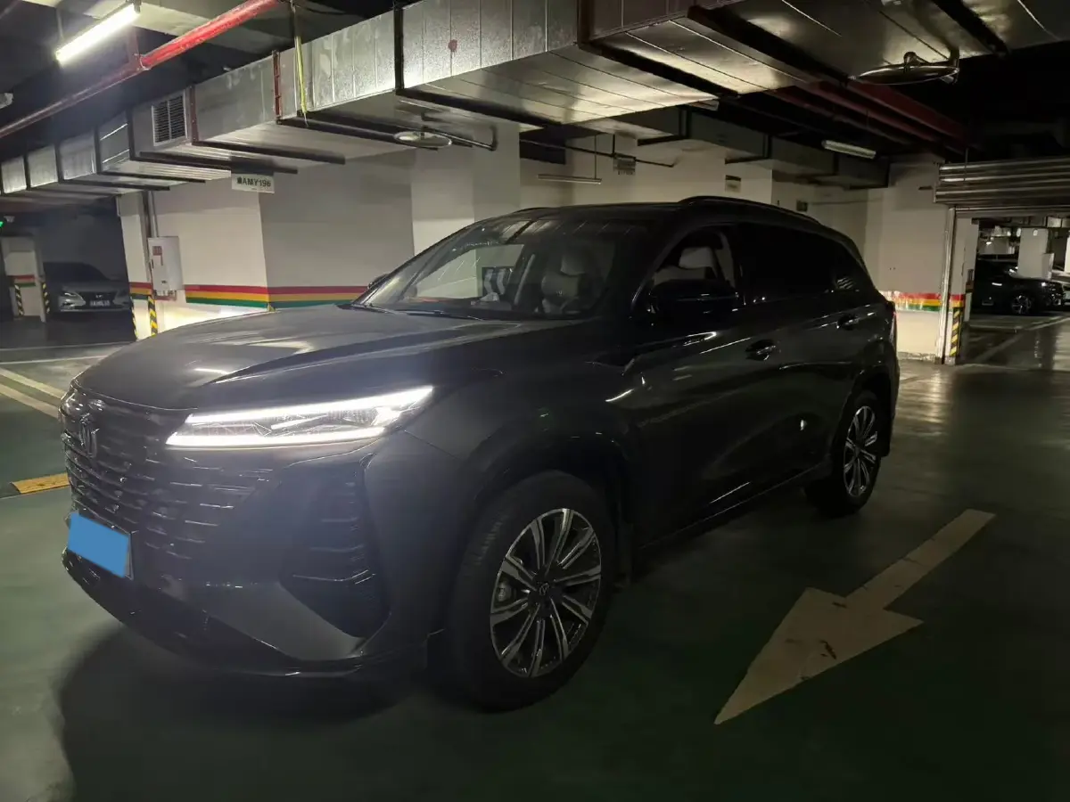2024 ChangAn CS75 Plus 1.5T 188HP L4 8AT