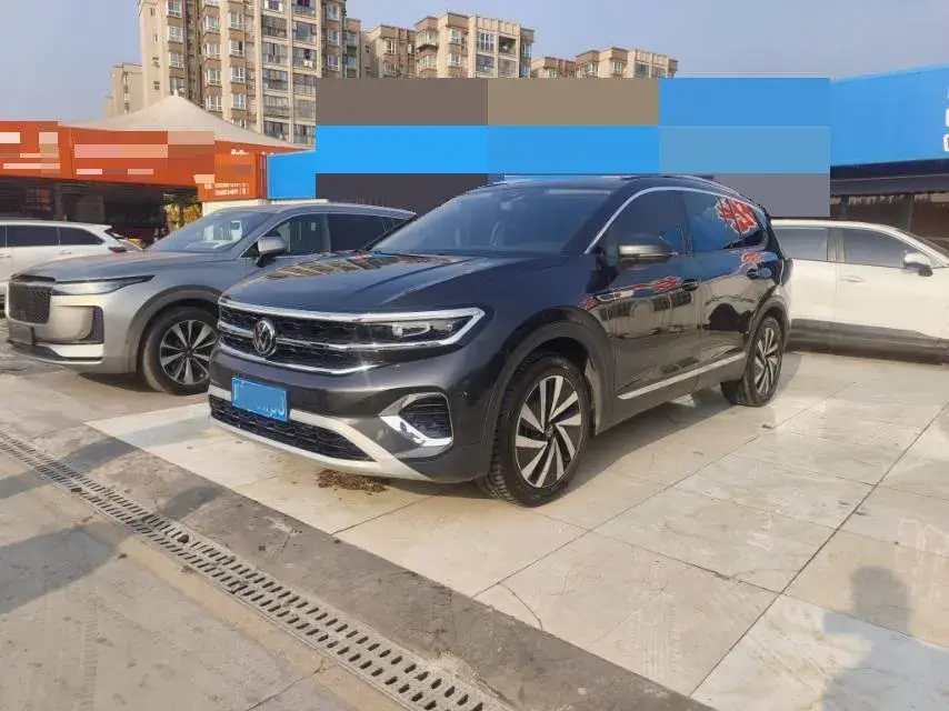 2022 Volkswagen Talagon 2.0T 220HP L4 7DCT