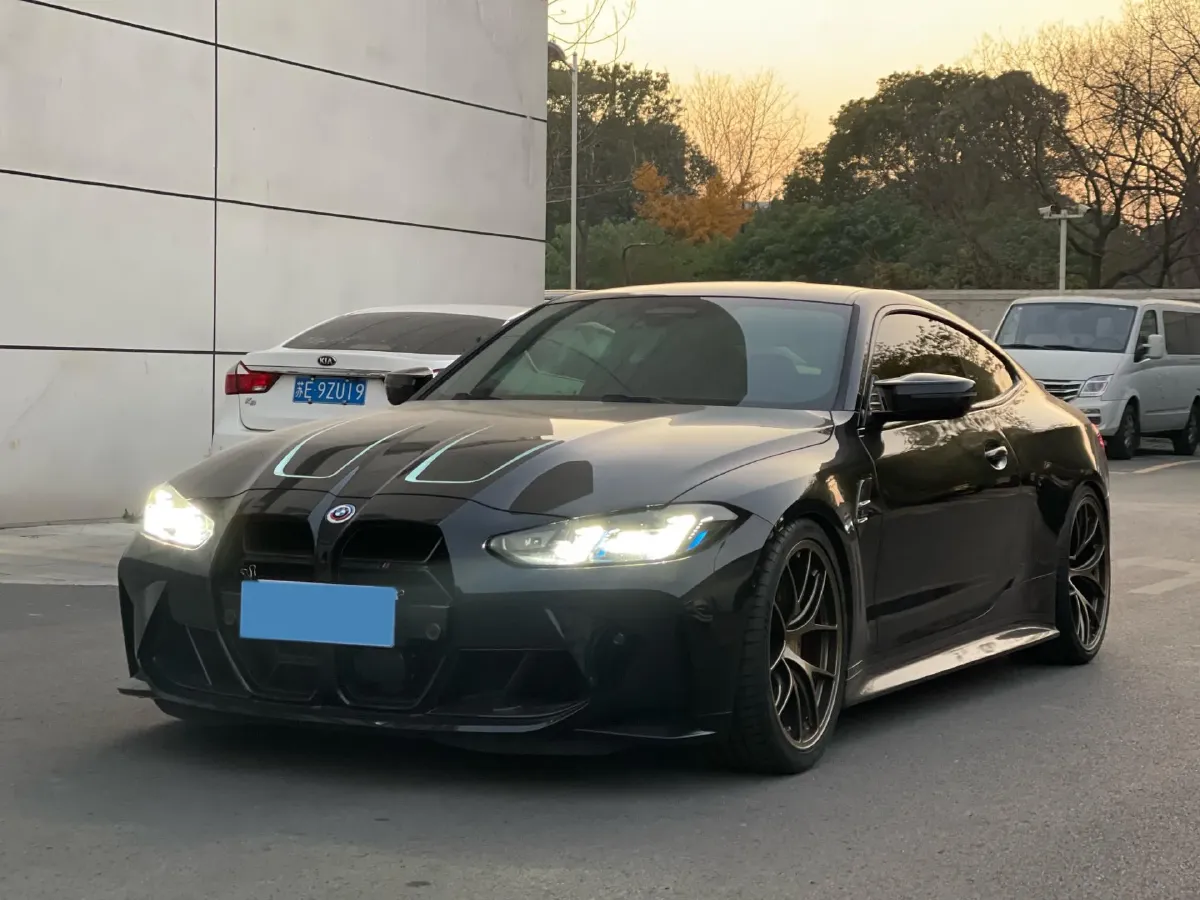 2024 BMW M4 3.0T 530HP L6 8AT,autocango,china used car exporter,china ev exporter,chinese used car exporter,chinese used ev exporter