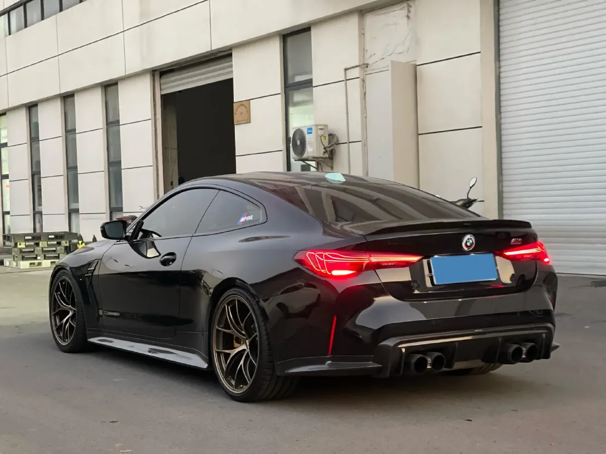 2024 BMW M4 3.0T 530HP L6 8AT,autocango,china used car exporter,china ev exporter,chinese used car exporter,chinese used ev exporter