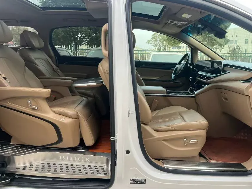 2020 Buick GL8 2.0T 237HP L4 9AT,autocango,china used car exporter,china ev exporter,chinese used car exporter,chinese used ev exporter