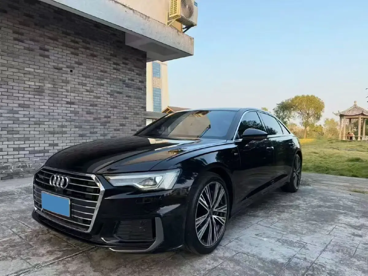 2023 Audi A6L 3.0T 340HP V6 7DCT