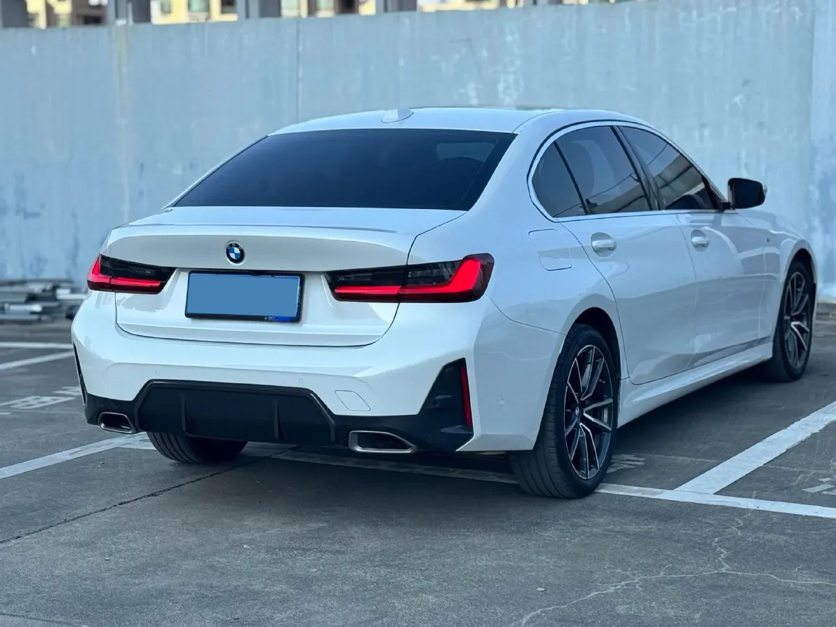 2023 BMW 3 Series 2.0T 184HP L4 8AT,autocango,china used car exporter,china ev exporter,chinese used car exporter,chinese used ev exporter