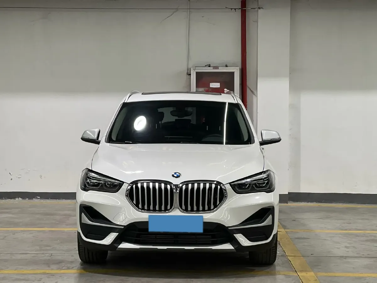 2022 BMW X1 1.5T 140HP L3 7DCT,autocango,china used car exporter,china ev exporter,chinese used car exporter,chinese used ev exporter