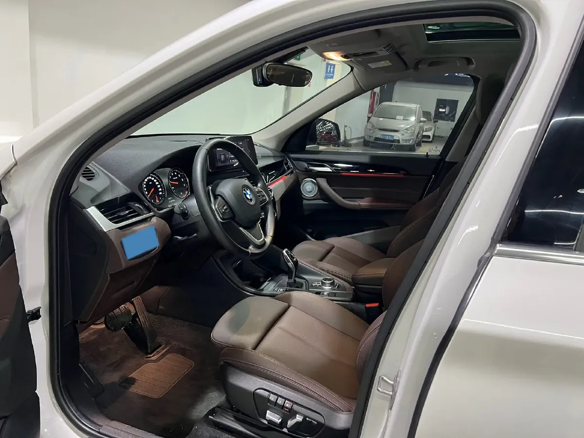 2022 BMW X1 1.5T 140HP L3 7DCT,autocango,china used car exporter,china ev exporter,chinese used car exporter,chinese used ev exporter