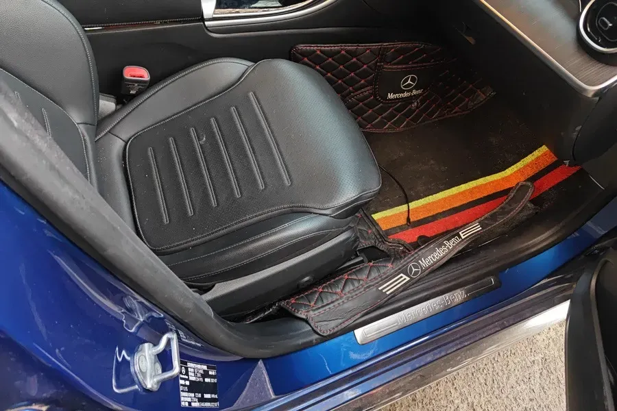 2022 Mercedes-Benz C Class 1.5T 170HP L4 9AT,autocango,china used car exporter,china ev exporter,chinese used car exporter,chinese used ev exporter