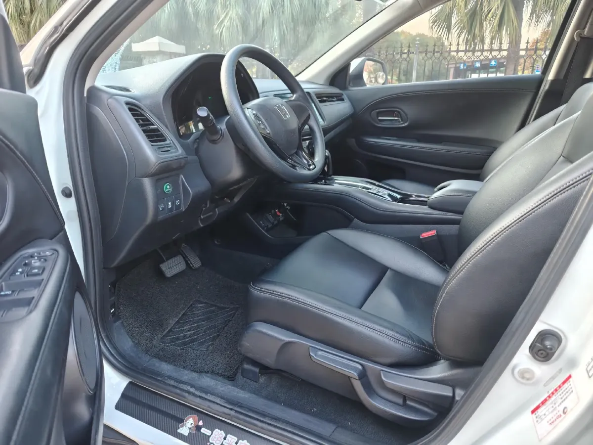 2020 Honda Vezel 1.5L 131HP L4 CVT,autocango,china used car exporter,china ev exporter,chinese used car exporter,chinese used ev exporter