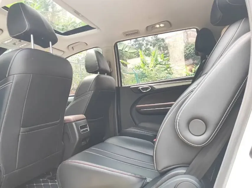 2023 GAC Trumpchi M6 1.5T 177HP L4 7DCT,autocango,china used car exporter,china ev exporter,chinese used car exporter,chinese used ev exporter