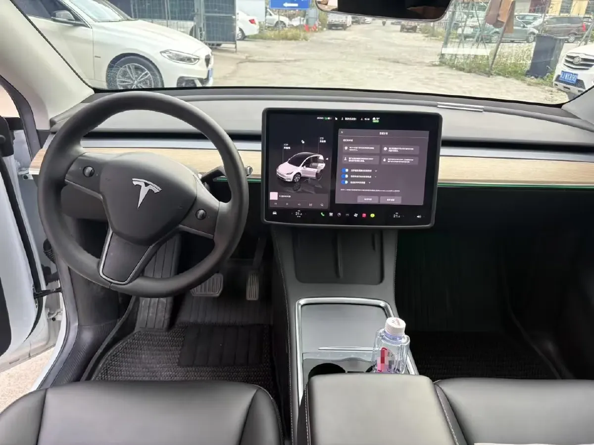 2022 Tesla Model Y BEV 60KWH,autocango,china used car exporter,china ev exporter,chinese used car exporter,chinese used ev exporter