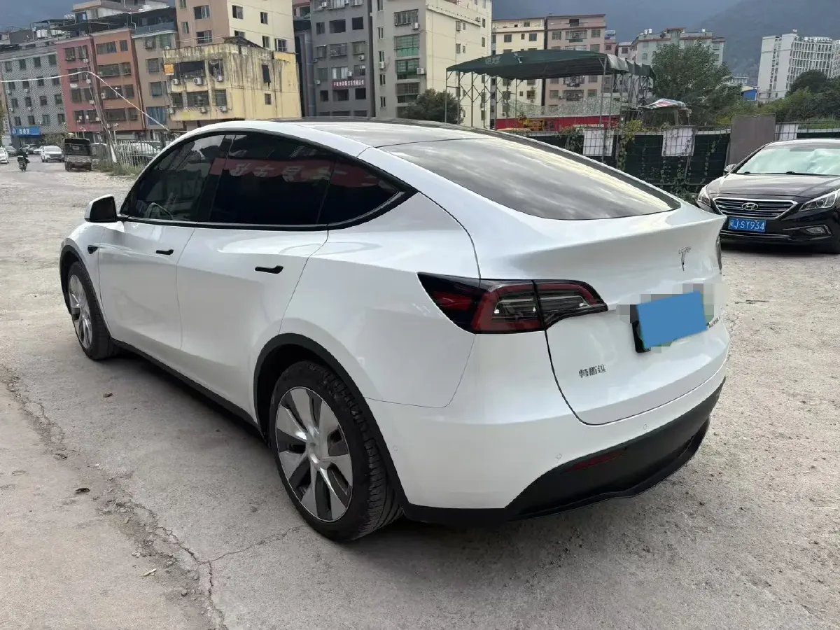 2022 Tesla Model Y BEV 60KWH,autocango,china used car exporter,china ev exporter,chinese used car exporter,chinese used ev exporter