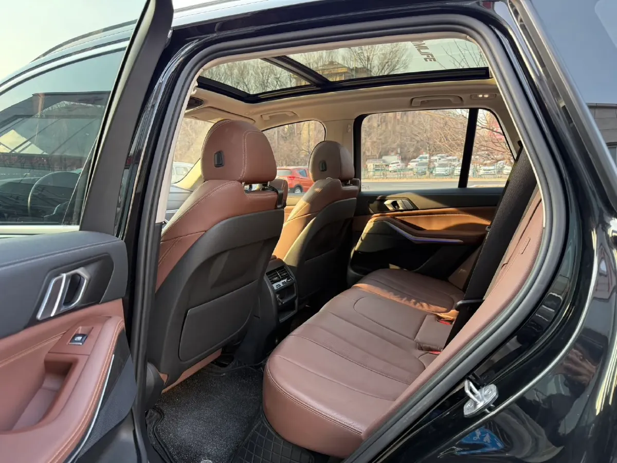 2021 BMW X5 2.0T 265HP L4 8AT,autocango,china used car exporter,china ev exporter,chinese used car exporter,chinese used ev exporter