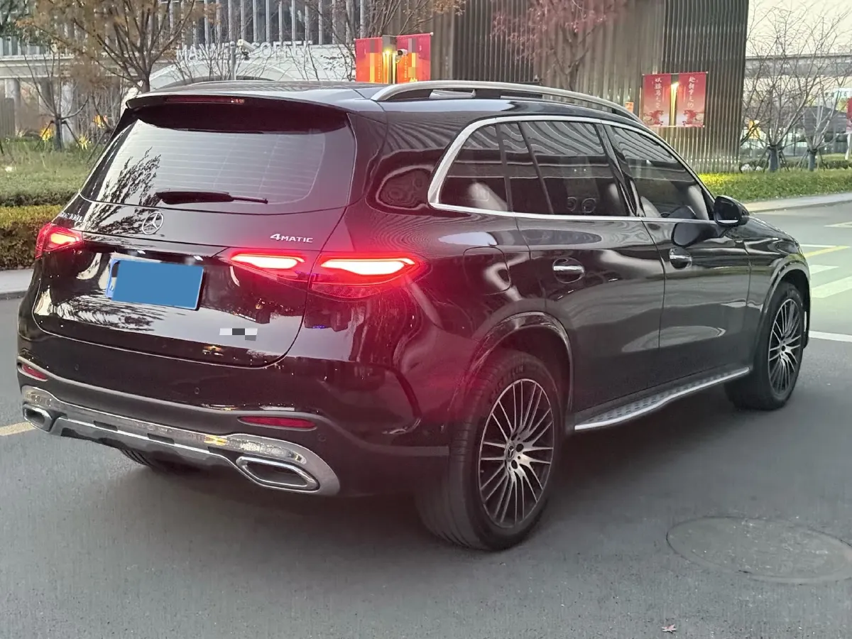 2024 Mercedes-Benz GLC Class 2.0T 258HP L4 9AT,autocango,china used car exporter,china ev exporter,chinese used car exporter,chinese used ev exporter